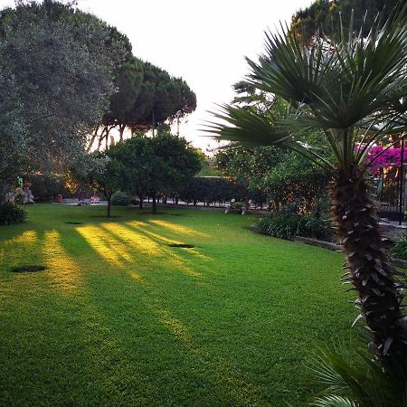 Villa Lena Entire Cottage Kalamaki  Εξωτερικό φωτογραφία
