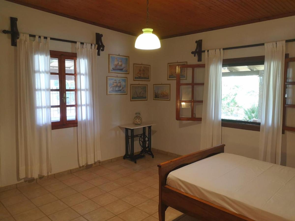 Villa Lena Entire Cottage Kalamaki  Εξωτερικό φωτογραφία